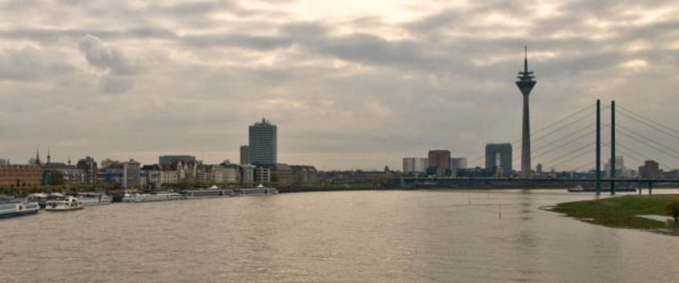 Ddorf-Skyline